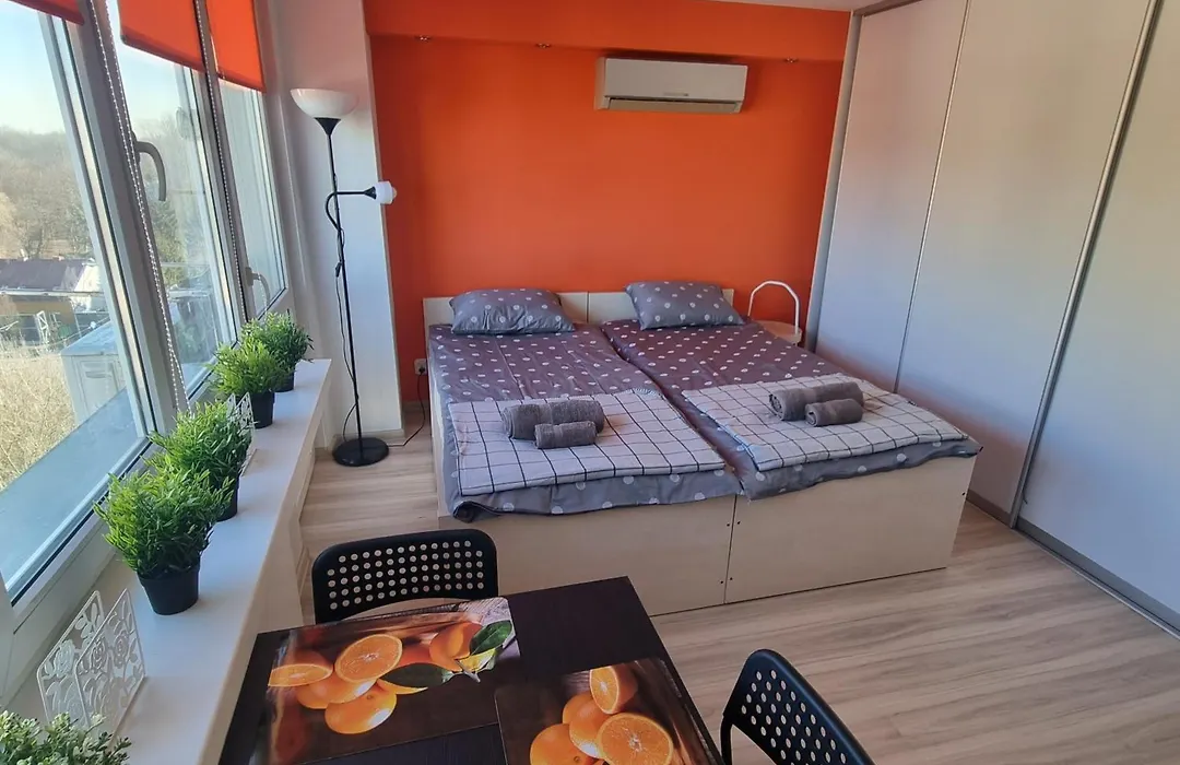 Orange Apartment Kraków-1